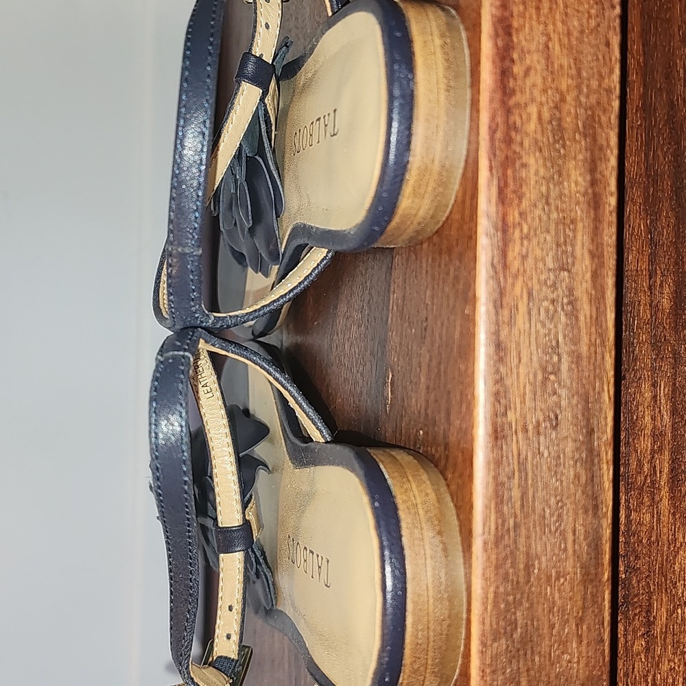 Talbots Keri Flower Sandals Size 6.5 - Picture 4 of 8